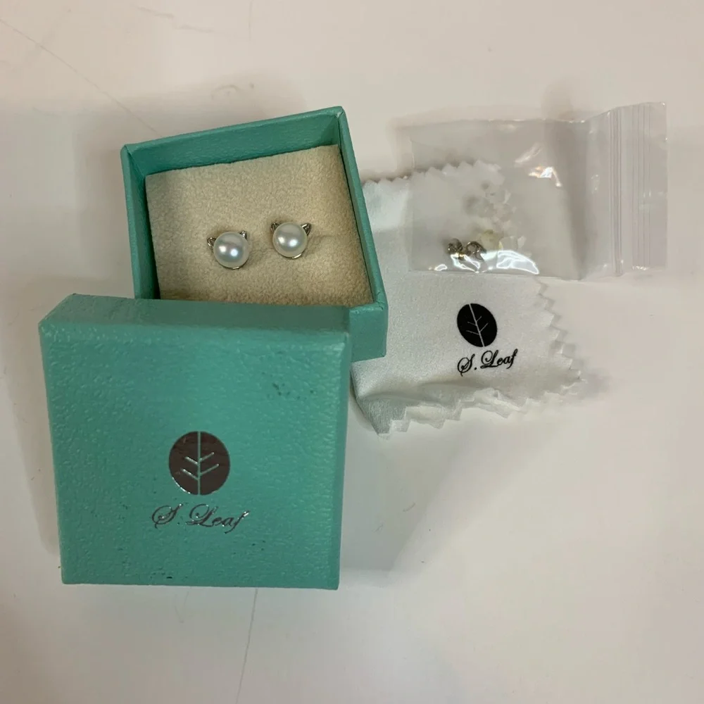 Chic Silver Cat Ear Fresh Water Pearl Earrings